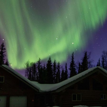 Вілла Riverside Log Cabin On-Site Aurora Viewing! North Pole Екстер'єр фото