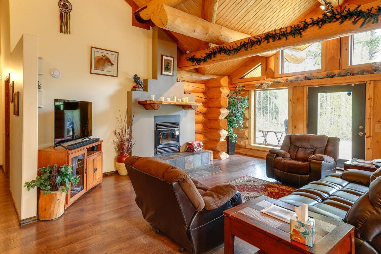 Riverside Log Cabin On-Site Aurora Viewing! North Pole Екстер'єр фото