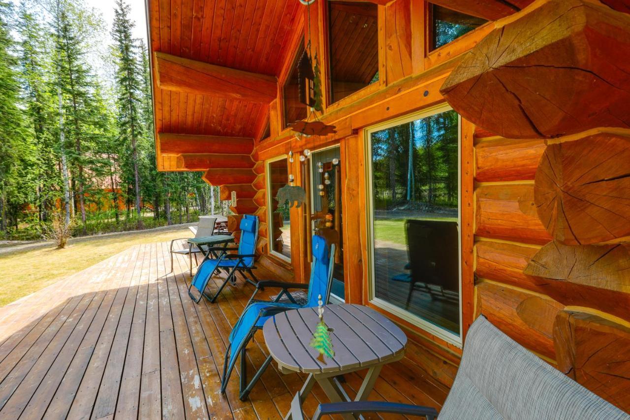 Riverside Log Cabin On-Site Aurora Viewing! North Pole Екстер'єр фото