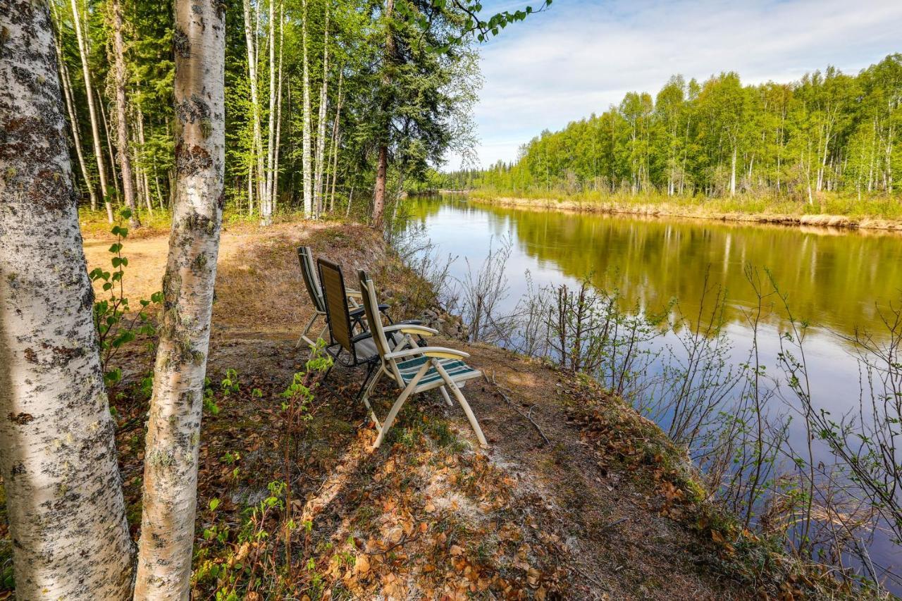 Riverside Log Cabin On-Site Aurora Viewing! North Pole Екстер'єр фото