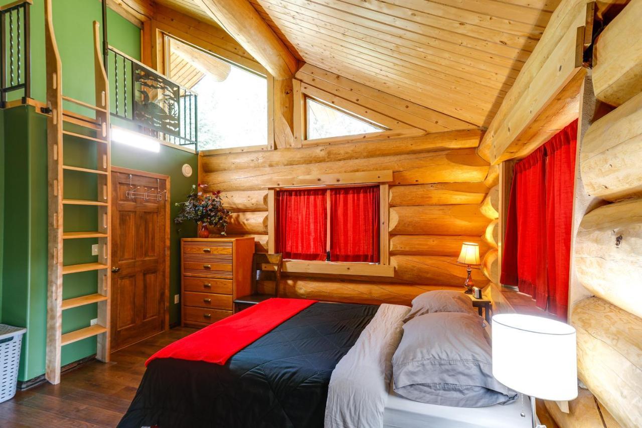 Riverside Log Cabin On-Site Aurora Viewing! North Pole Екстер'єр фото