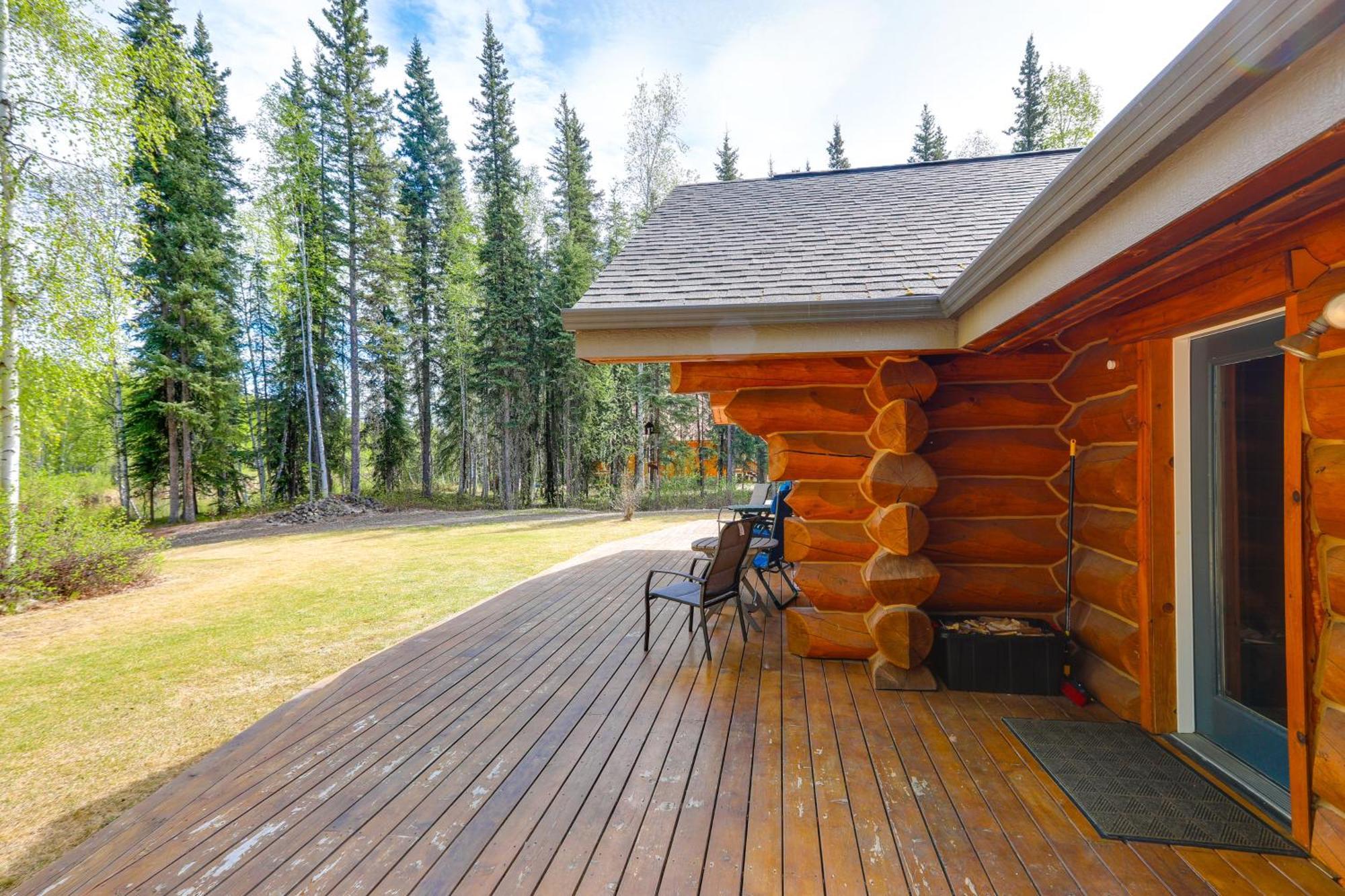 Riverside Log Cabin On-Site Aurora Viewing! North Pole Екстер'єр фото